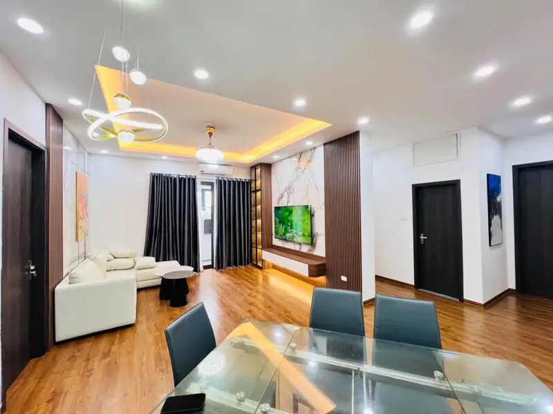 Căn hộ 3PN rộng rãi, nội thất full, trung tâm Nguyễn Chí Thanh... Bán căn hộ chung cư tại Giảng Võ, Hà Nội 01