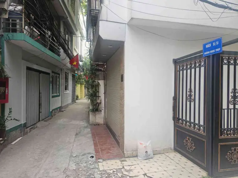 Bán nhà riêng 5 tầng diện tích 31m² hướng Đông Nam tại Ngọc Thụy... Bán nhà riêng tại Bồ Đề, Hà Nội 01