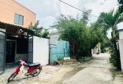 🌷🌴Nhà Xuân Thới Sơn Mua 1 Nhà Thành 2 Nhà + Nội thất trong nhà gỗ xịn để lại hết!!! Chỉ 4,3 Tỷ... Bán nhà riêng tại Xuân Thới Sơn, Hồ Chí Minh 03