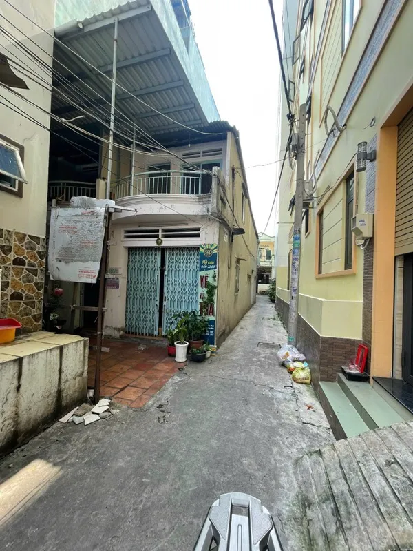 Nhà 2 tầng cho thuê tại phường Phú Thạnh, TP Hồ Chí Minh giá 5.9 tỷ... Bán owner_side tại Phú Thạnh, Hồ Chí Minh 01