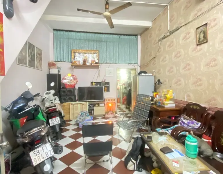 Cơ hội vàng sở hữu nhà 2 tầng hiếm có ở Quận 3, khu dân trí cao... Bán nhà riêng tại Bàn Cờ, Hồ Chí Minh 01