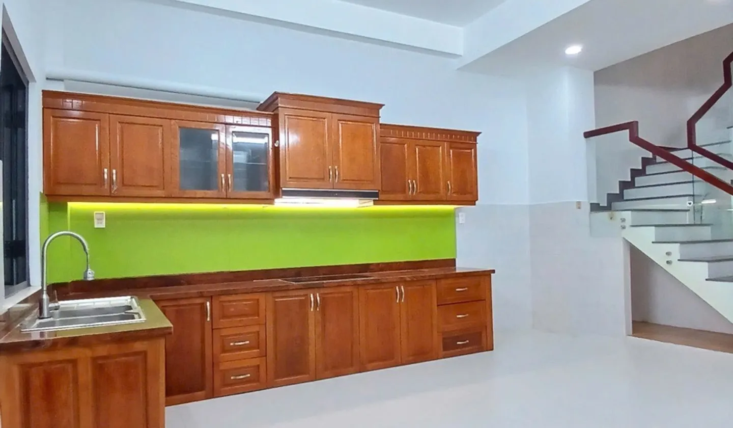 Căn nhà dành cho đại gia đình - dưới 7.8ty - 5x17 - trệt 3 lầu - vị trí đẹp gần Aeon - cách 50m MT... Bán nhà riêng tại Tân Sơn Nhì, Hồ Chí Minh 01