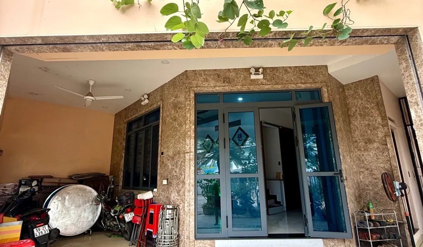 Bán nhà mặt phố tại Phước Kiển, Nhà Bè, 4 tầng, hai mặt tiền, giá 12.5 tỷ VNĐ... Bán nhà mặt phố tại Nhà Bè, Hồ Chí Minh 01
