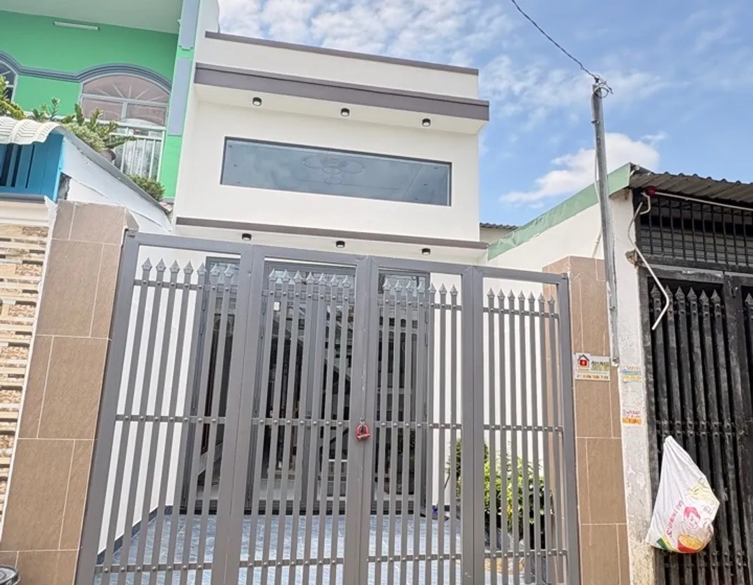 Nhà đúc lửng 3PN hẻm ô tô Đông Thạnh Hóc Môn giá 2,75 tỷ... Bán nhà riêng tại Đông Thạnh, Hồ Chí Minh 01