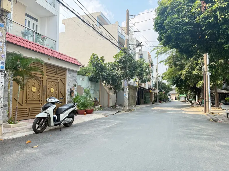 2 MẶT TIỀN – VIEW CÔNG VIÊN- 99M² - NGANG 5.5M - 4 TẦNG – FULL NỘI THẤT- 9,4 TỶ... Bán nhà riêng tại Trung Mỹ Tây, Hồ Chí Minh 01