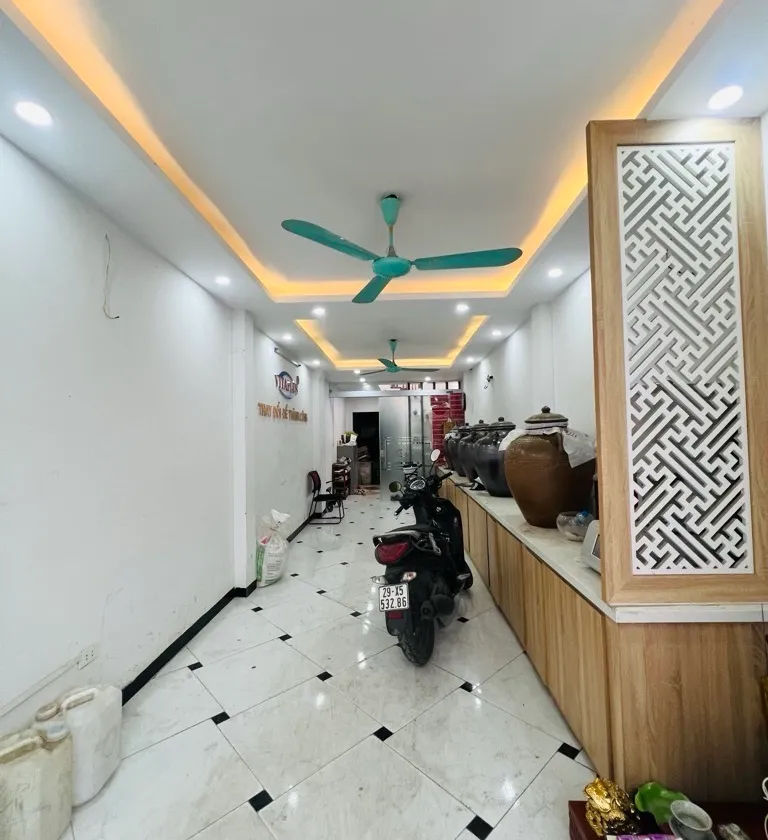 CẦN BÁN GẤP NHÀ 5 TẦNG - HÀNG XÓM KĐT ĐẠI KIM . GIÁ TỐT... Bán nhà riêng tại Định Công, Hà Nội 01