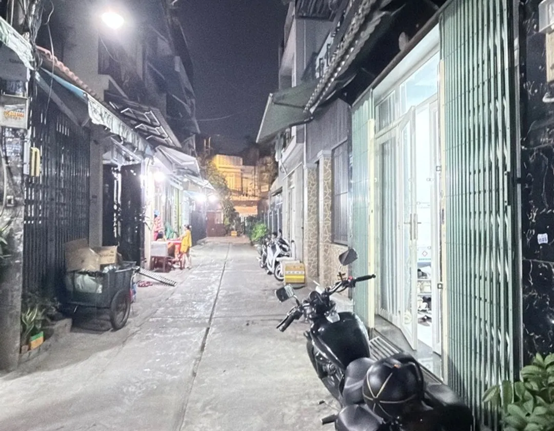 Bán nhà riêng 2 tầng diện tích 25m² tại phường với pháp lý rõ ràng, giá 3.65 tỷ... Bán nhà riêng tại Bình Hưng Hòa, Hồ Chí Minh 01