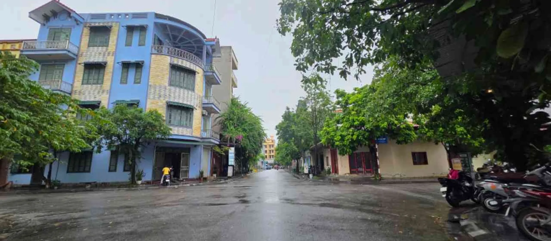 Bán nhà mặt phố tại Thị trấn Chờ, Yên Phong, diện tích 74m2, 5 tầng, hướng Đông... Bán nhà mặt phố tại Yên Phong, Bắc Ninh 01