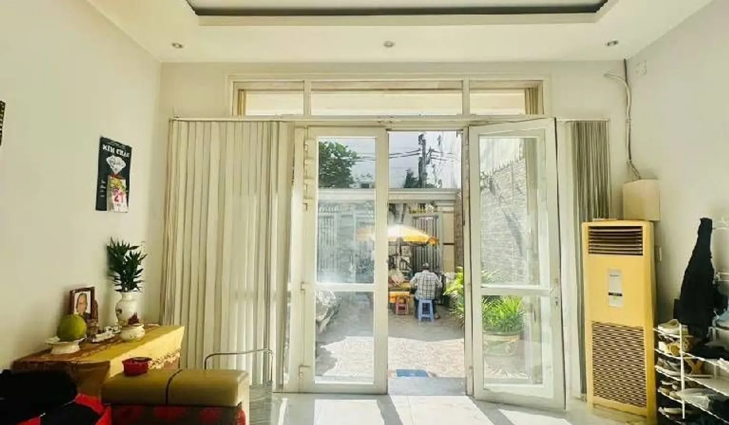 Biệt thự sang trọng quận 10 với không gian sống đẳng cấp và tiện ích hoàn hảo... Bán nhà riêng tại Hòa Hưng, Hồ Chí Minh 01