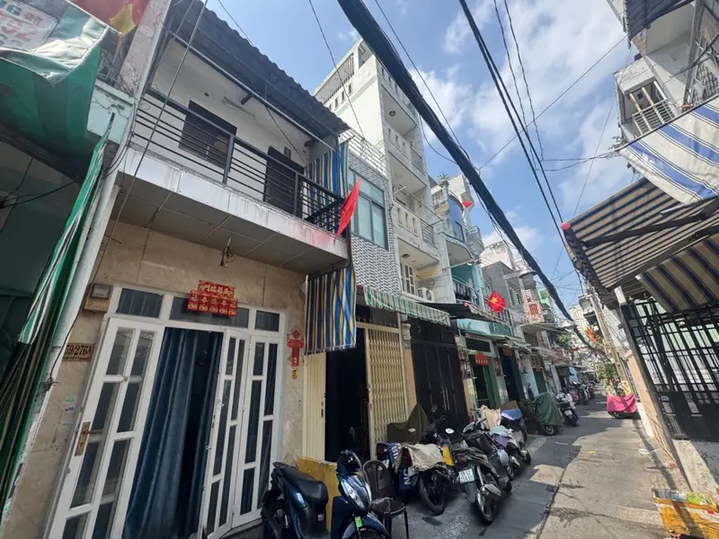 Bán nhà riêng 30m chính chủ tại quận 11... Bán nhà riêng tại Minh Phụng, Hồ Chí Minh 01