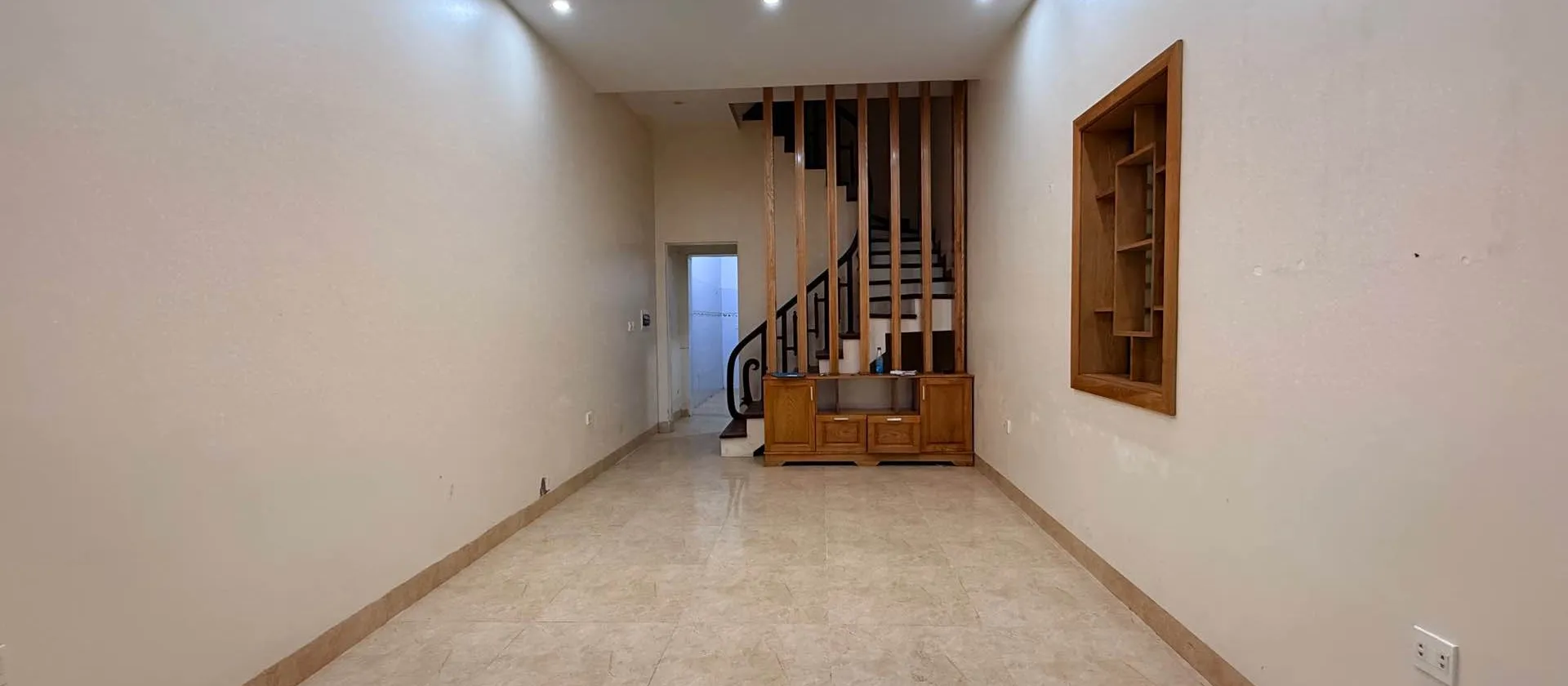 Nhà 3 tầng diện tích 63,7m² tại khu vực Vũ Tông Phan, ngõ ô tô thông tiện lợi... Bán nhà riêng tại Khương Đình, Hà Nội 01