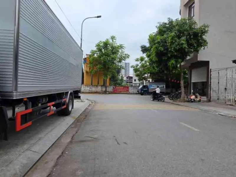 🔥 SIÊU PHẨM - PHỐ NGOẠI THƯƠNG – TỪ SƠN BẮC NINH – ĐỐI DIỆN CỔNG CHỢ GIẦU VỈA HÈ 2 BÊN ,ÔTÔ TRÁNH... Bán kho, nhà xưởng tại Đồng Nguyên, Bắc Ninh 01
