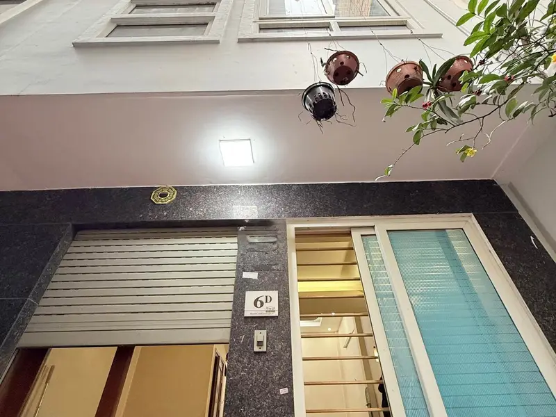 Nhà 5 tầng ở trung tâm Cầu Giấy, ngõ rộng thoáng, cách ô tô 40m... Bán nhà riêng tại Cầu Giấy, Hà Nội 01