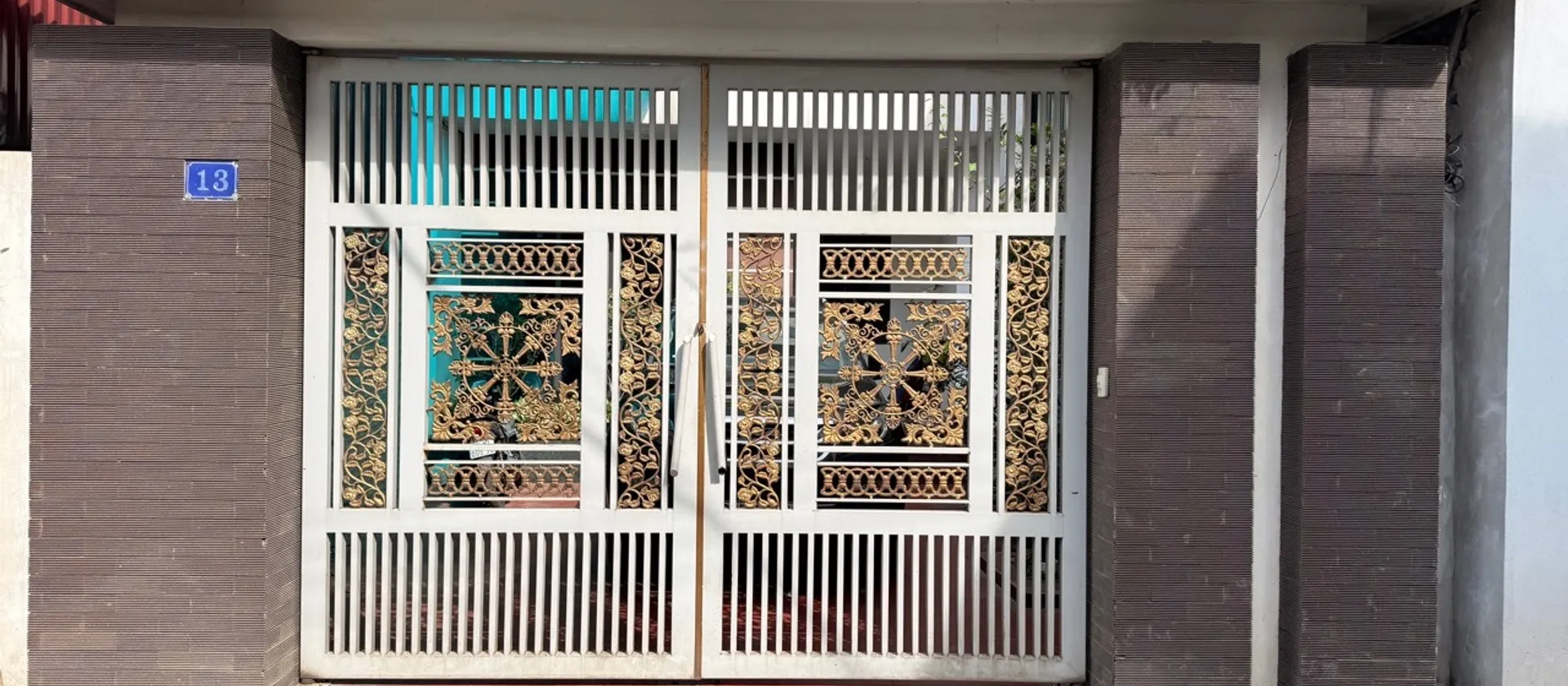 Nhà 4 tầng hiện đại có sân ô tô, giá tốt tại khu trung tâm... Bán nhà riêng tại Từ Sơn, Bắc Ninh 01