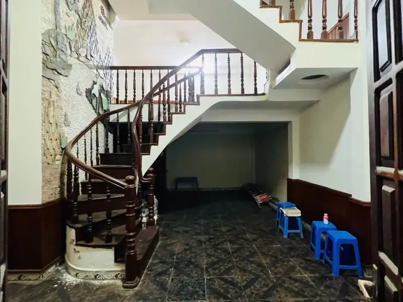 Nhà 5 tầng lô góc, ô tô vào nhà, quận Đống Đa... Bán nhà riêng tại Láng, Hà Nội 01