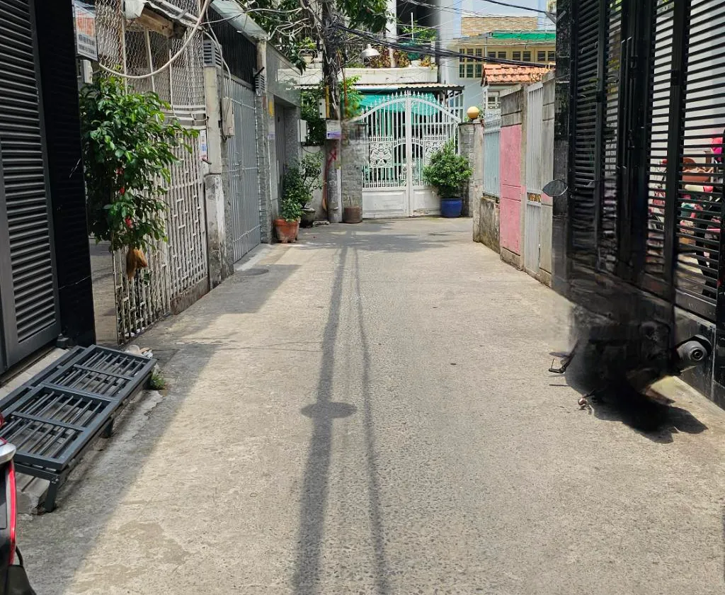 Nhà Phố Sang Trọng 5 Tầng Tại Quận 7 Với Thiết Kế Hiện Đại Và Nội Thất Cao Cấp... Bán nhà riêng tại Tân Thuận, Hồ Chí Minh 01