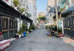 Bán nhà 4 tầng 5PN 6WC tại Phường Thới An, TP.HCM giá 5.6 tỷ... Bán nhà riêng tại Thới An, Hồ Chí Minh 02