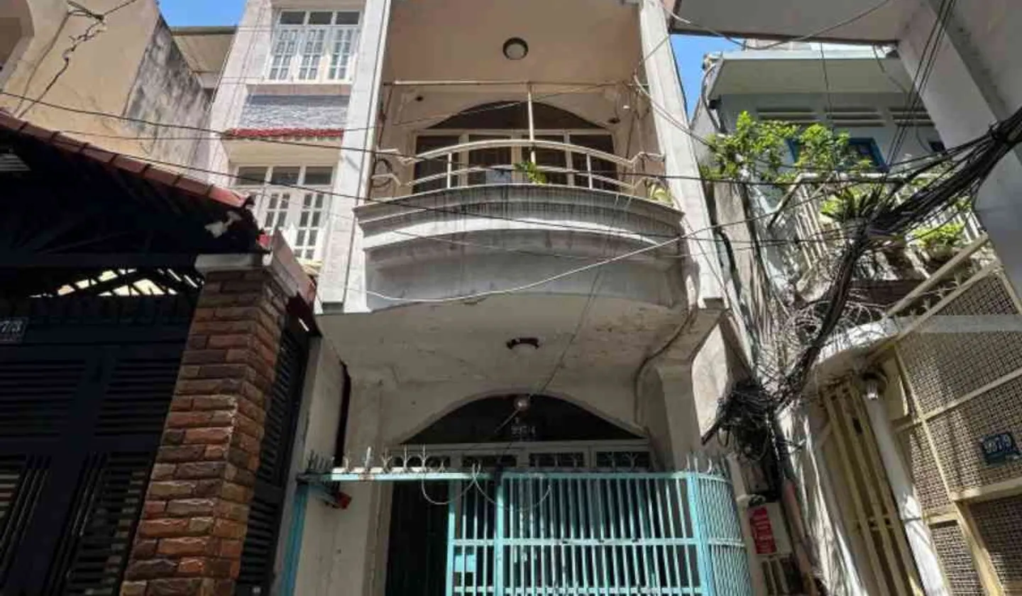Nhà đẹp ở Tân Sơn Nhất, hẻm gần mặt tiền, giá hợp lý... Bán nhà riêng tại Tân Sơn Nhất, Hồ Chí Minh 01