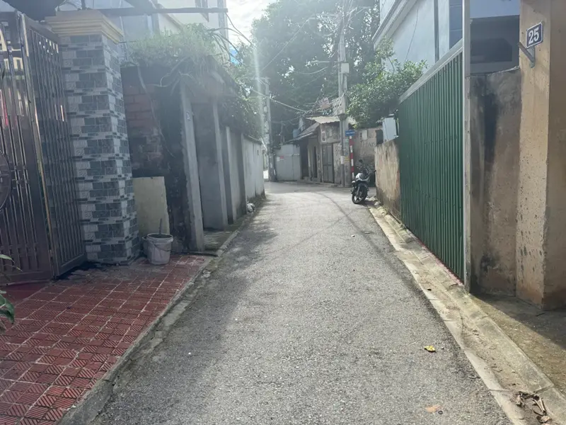 CHÍNH CHỦ NHỜ ĐĂNG BÁN LÔ ĐẤT TẠI PHÙ ĐỔNG, Ô TÔ NHỎ VÀO NHÀ, NGÕ THÔNG, GẦN NHIỀU TIỆN ÍCH, DT100m... Bán đất tại Phù Đổng, Hà Nội 01