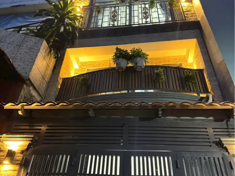 Bán nhà nhỏ xinh trung tâm Phú Nhuận giá hấp dẫn cực hiếm có... Bán nhà riêng tại Cầu Kiệu, Hồ Chí Minh 01