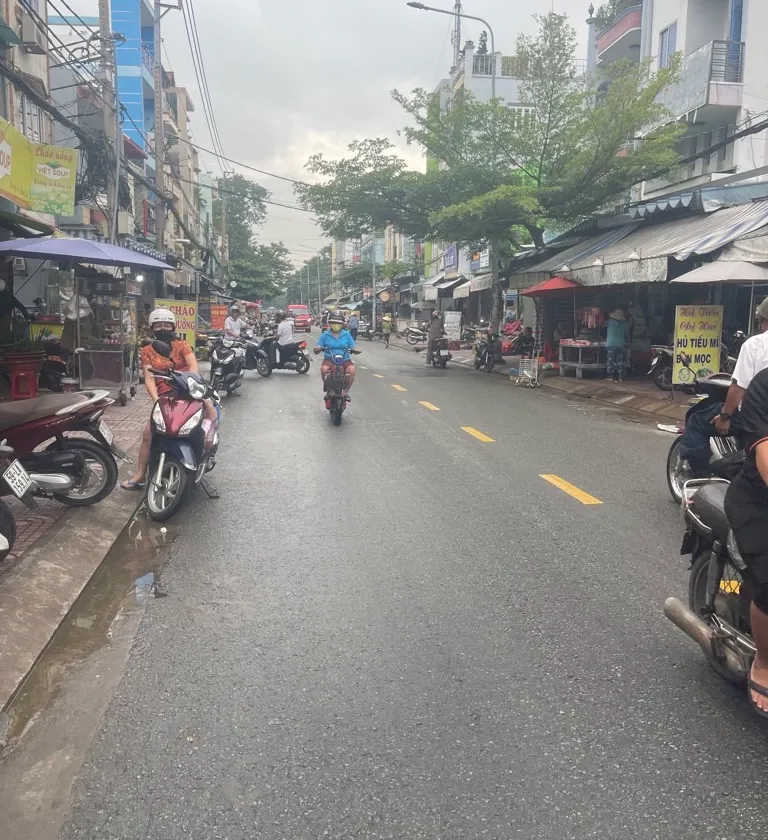 Bán nhà mặt phố 49m² Bông Sao kinh doanh đa ngành - Bình Đông, Quận 8 - Giá ưu đãi 9.5 tỷ... Bán nhà mặt phố tại Bình Đông, Hồ Chí Minh 01