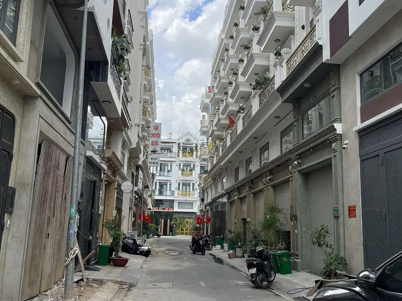 MẶT TIỀN ĐƯỜNG SỐ 6 BÌNH HƯNG HOÀ B -NGAY CHỢ BÌNH THÀNH - CÔNG VIÊN HỒ TRÁI TYM... Bán nhà mặt phố tại Bình Tân, Hồ Chí Minh 01