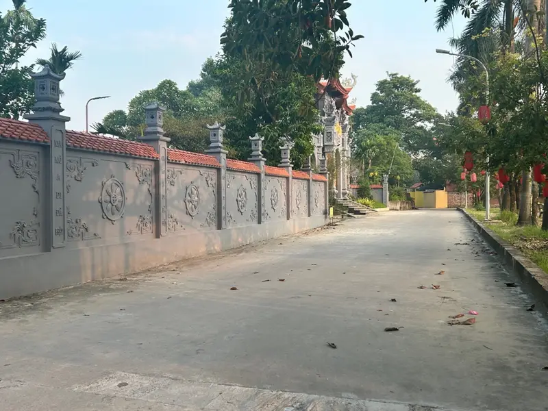 Nhà 3 tầng rộng thoáng tại Phật Tích, Bắc Ninh giá hợp lý... Bán nhà riêng tại Phật Tích, Bắc Ninh 01