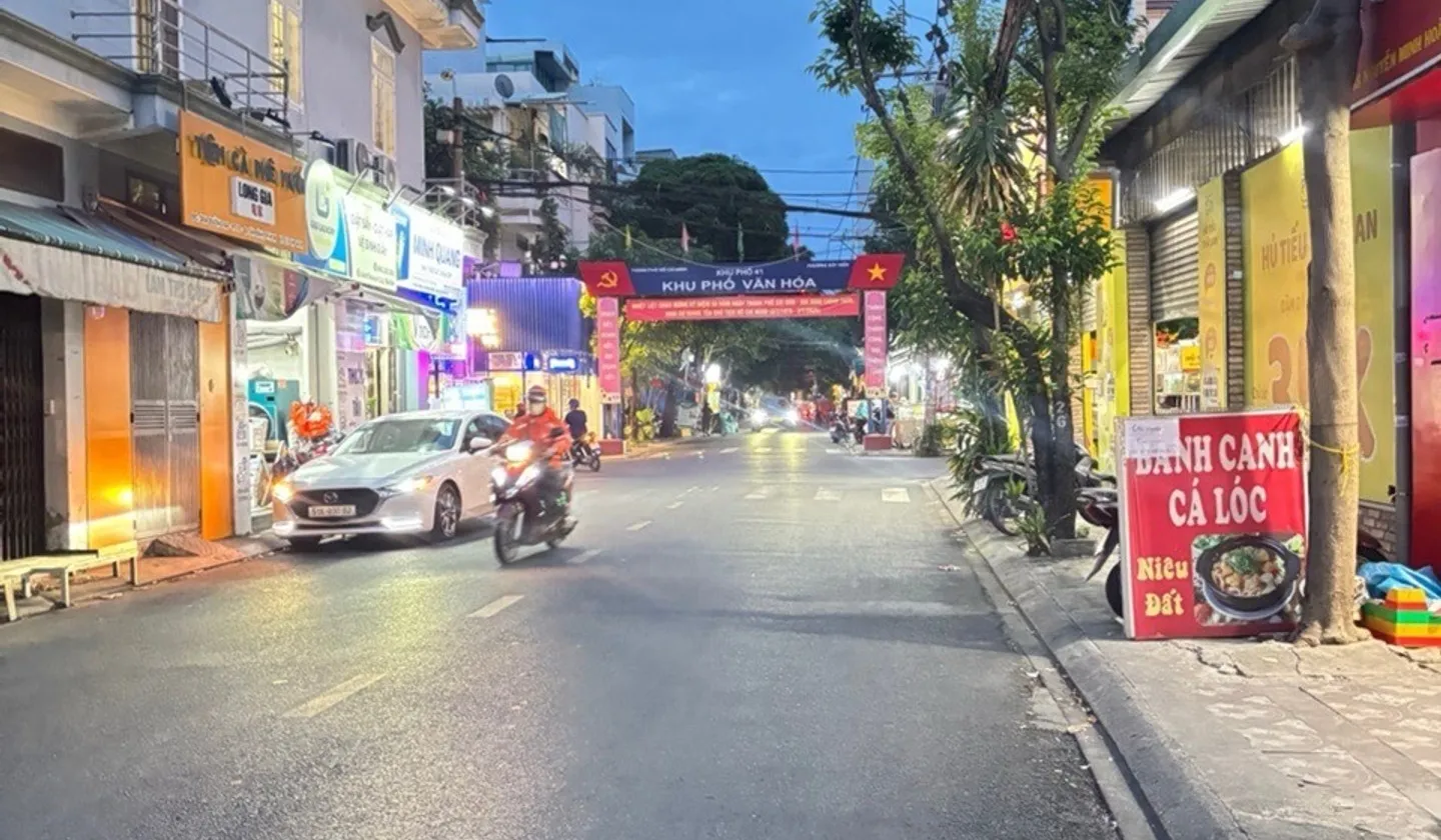 Nhà Phố Đẳng Cấp Tại Phường Bảy Hiền, Hồ Chí Minh Với Không Gian Sống Tinh Tế... Bán nhà mặt phố tại Bảy Hiền, Hồ Chí Minh 01