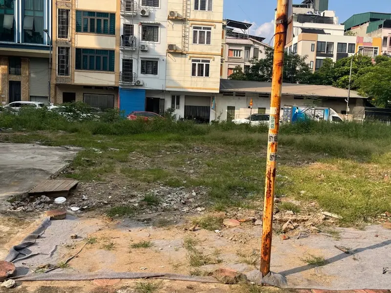 Cơ hội sở hữu đất phân lô ô tô tránh tại Phường Phú Diễn với giá ưu đãi... Bán đất tại Phú Diễn, Hà Nội 01
