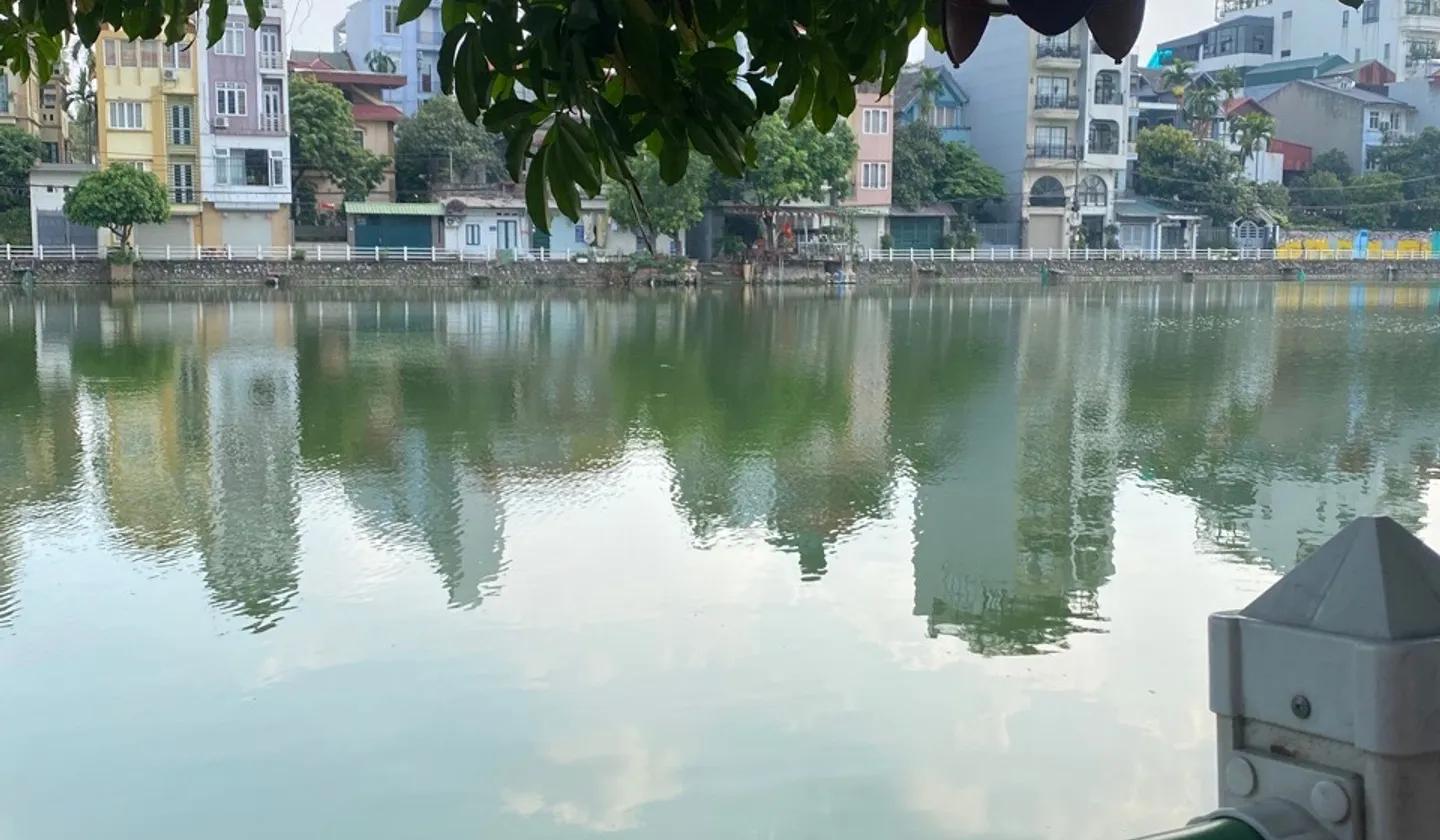 Bán nhà riêng 3 tầng tại Bồ Đề, diện tích 36m², ô tô đỗ cửa, sổ đỏ chính chủ... Bán nhà riêng tại Bồ Đề, Hà Nội 01