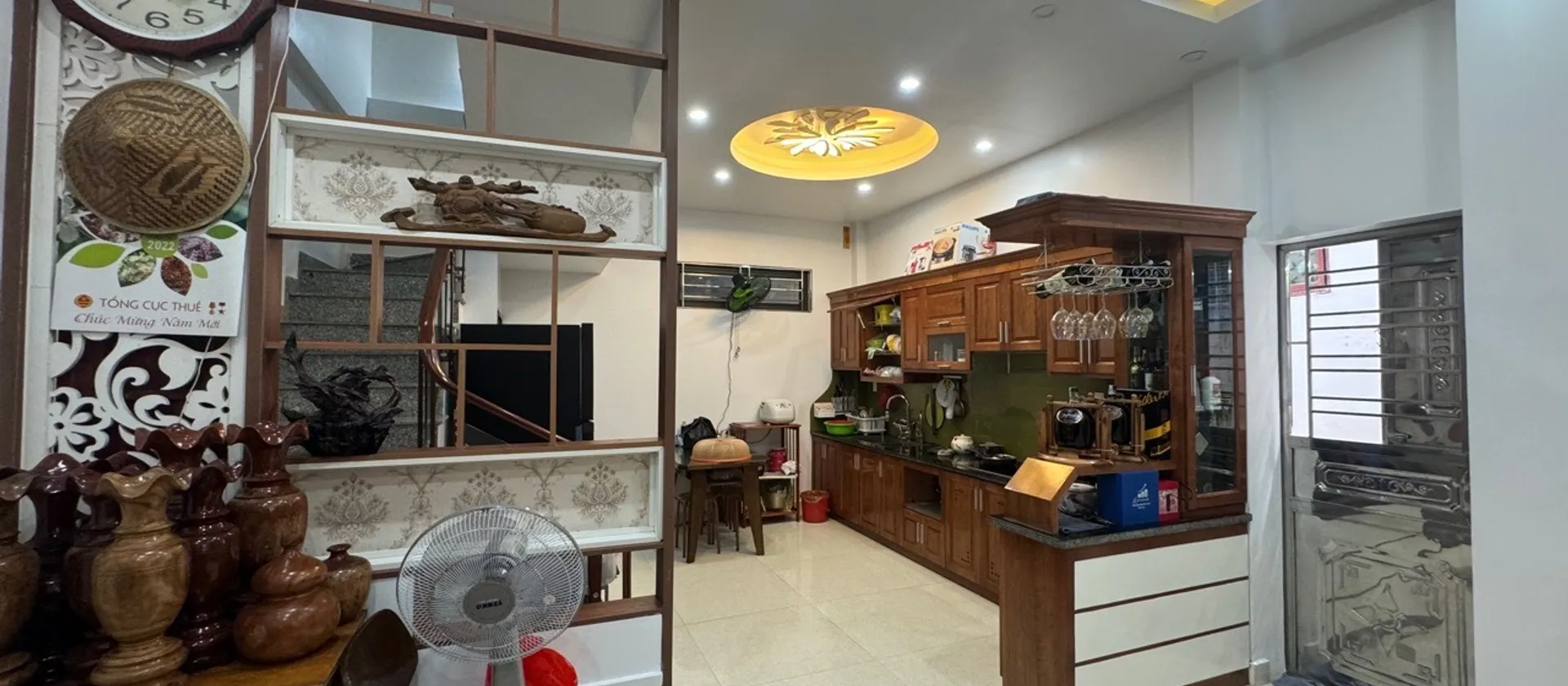 Nhà lô góc 2 mặt thoáng Chợ Lũng, oto 4 chỗ lùi vào tận nhà - cách Lê Hồng Phong ~100m - Giá 3.x tỷ... Bán nhà riêng tại Hải An, Hải Phòng 01