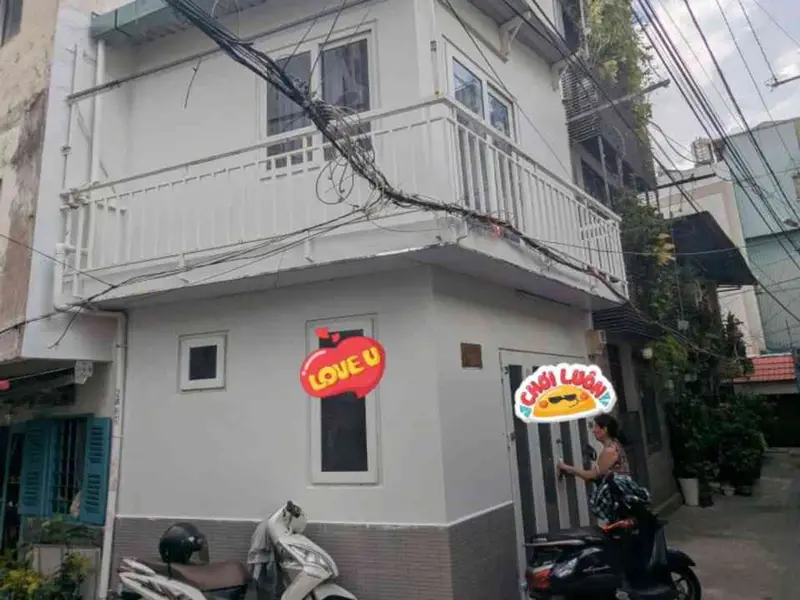 Nhà lô góc trung tâm, giá cực hấp dẫn chỉ hơn 2 tỷ... Bán nhà riêng tại Phú Nhuận, Hồ Chí Minh 01