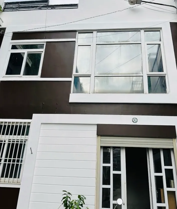 Bán nhà 2 tầng 2PN tại phường Linh Xuân, giá 4.5 tỷ... Bán nhà riêng tại Linh Xuân, Hồ Chí Minh 01