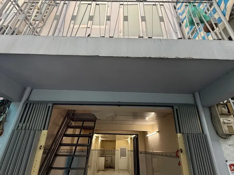 NHỈNH 4 TỶ – NHÀ 3 TẦNG BA ĐÌNH, Q8 | SÁT HẺM XE TẢI... Bán nhà riêng tại Chánh Hưng, Hồ Chí Minh 01