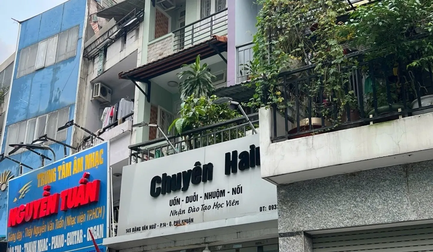 Bán nhà mặt phố 4 tầng, 7 phòng ngủ, diện tích 38.9 m² tại Phú Nhuận, giá tốt... Bán nhà mặt phố tại Phú Nhuận, Hồ Chí Minh 01