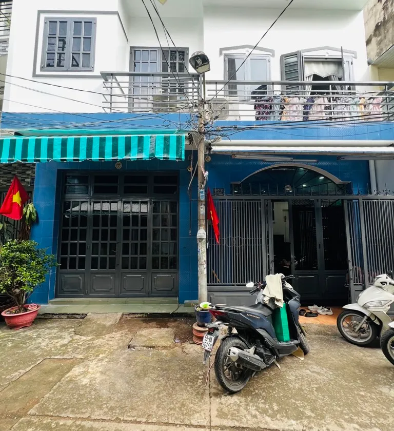 Ngang hiếm 8m hẻm xe hơi... Bán nhà riêng tại Bình Trị Đông, Hồ Chí Minh 01