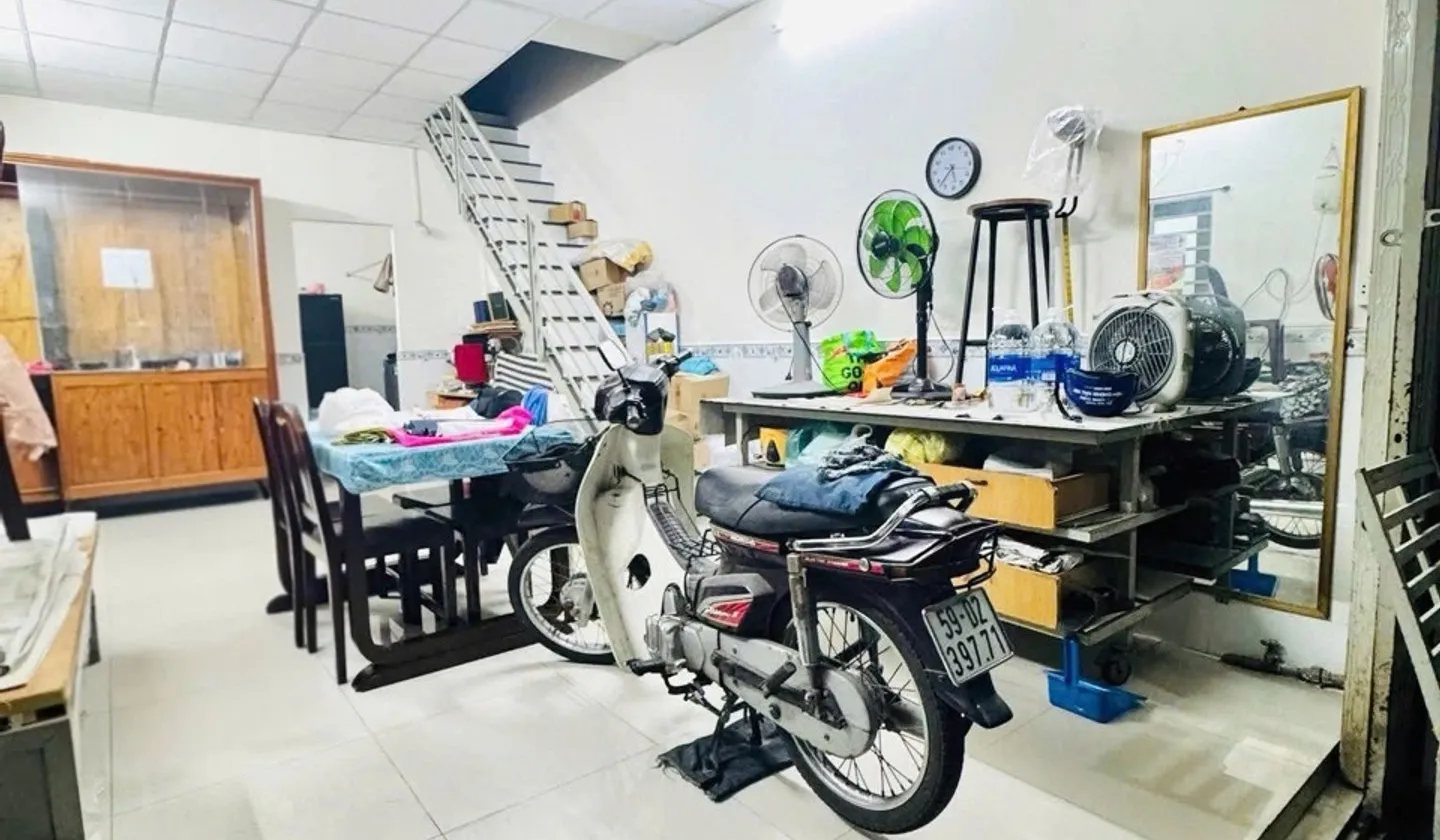 Nhà góc 2 tầng 40m2 -trần tấn- Tân Phú giá 3.7 tỷ... Bán nhà riêng tại Tân Sơn Nhì, Hồ Chí Minh 01