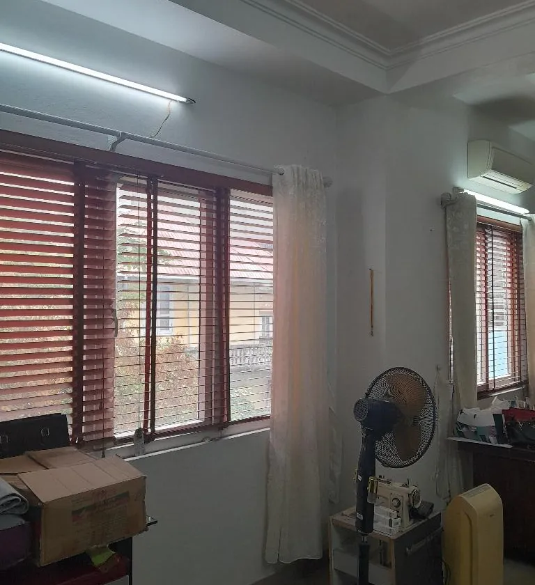 Bán nhà Hoàng Hoa Thám -Gần CV Bách Thảo, DT 61m2, 5 tầng, 6.8m mặt tiền- Gần phố, ô tô đỗ ngay nhà... Bán nhà riêng tại Ba Đình, Hà Nội 01