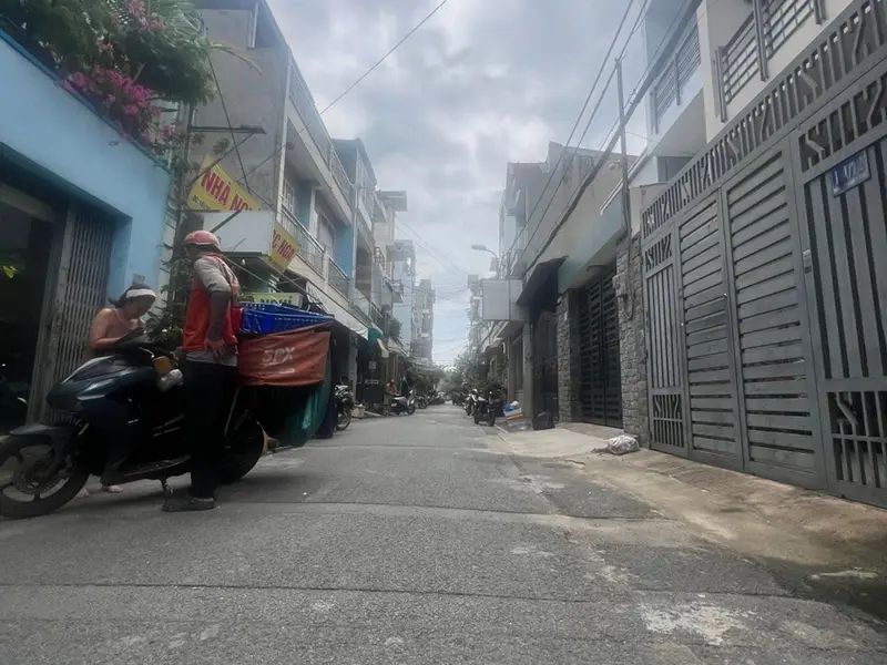 Nhà 3 tầng hẻm rộng, ôtô đậu trong nhà, giá siêu hợp lý... Bán nhà riêng tại Bình Hưng Hòa, Hồ Chí Minh 01