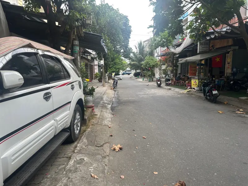 Bán đất mặt tiền Triệu Quốc Đạt, phường Cẩm Lệ, Đà Nẵng, diện tích 100m2 hướng Nam... Bán đất tại Cẩm Lệ, Đà Nẵng 01