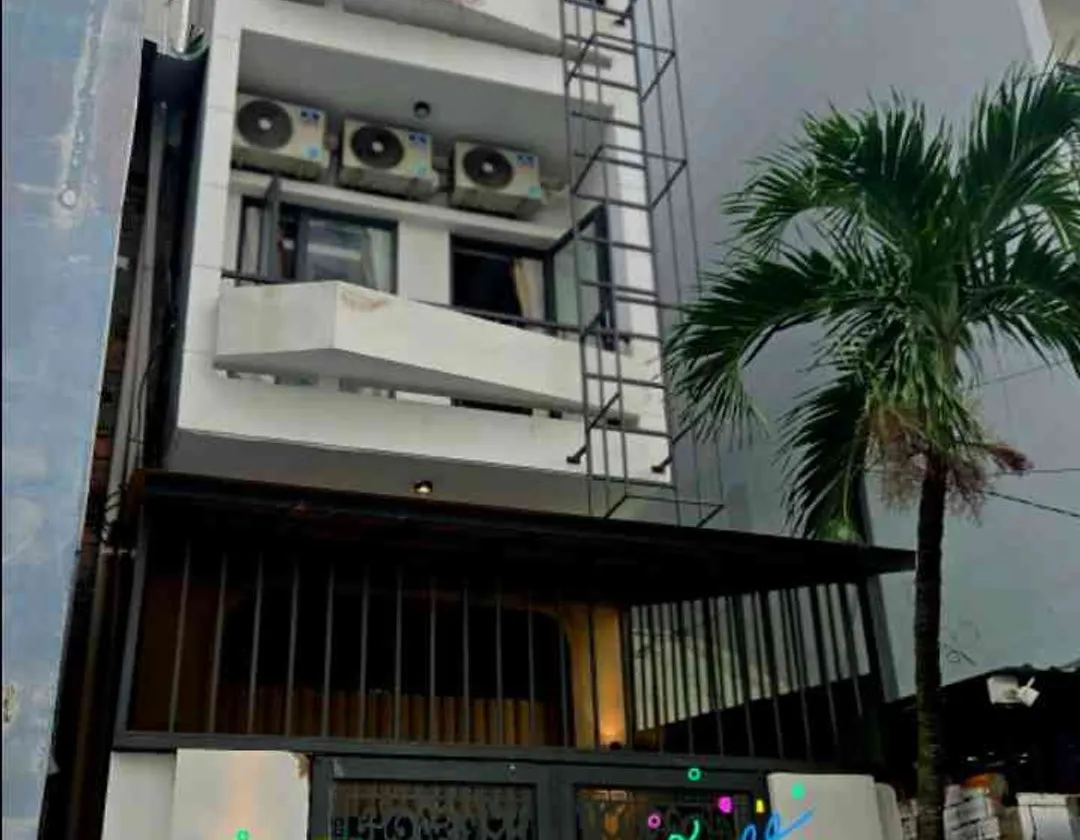 Nhà 5 tầng hẻm xe tải tránh, dòng tiền 600 triệu/năm tại quận trung tâm... Bán nhà riêng tại Tân Hòa, Hồ Chí Minh 01