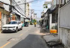 BÁN NHÀ 2 TẦNG ( 4× 11 ) CẠNH ĐẦM SEN ĐƯỜNG XE HƠI THÔNG CHỈ NHỈNH 3 TỶ... Bán nhà riêng tại Bình Hưng Hòa, Hồ Chí Minh 01