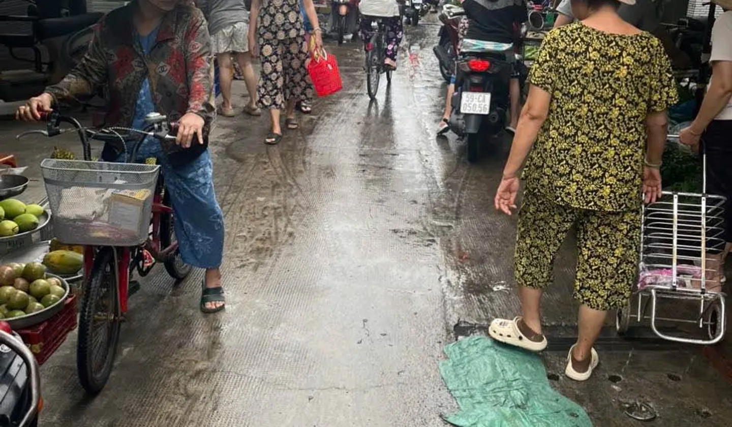 Bán nhà riêng 2 tầng 55m2 tại phường Đoàn Văn Bơ, phù hợp vừa ở vừa kinh doanh... Bán nhà riêng tại Khánh Hội, Hồ Chí Minh 01