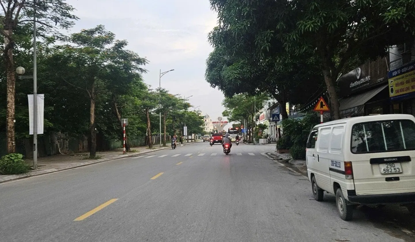 Bán nhà liền kề KĐT Văn Phú Vị trí đẹp phù hợp kinh doanh nhiều ngành nghề 101m2... Bán biệt thự, liền kề tại Kiến Hưng, Hà Nội 01
