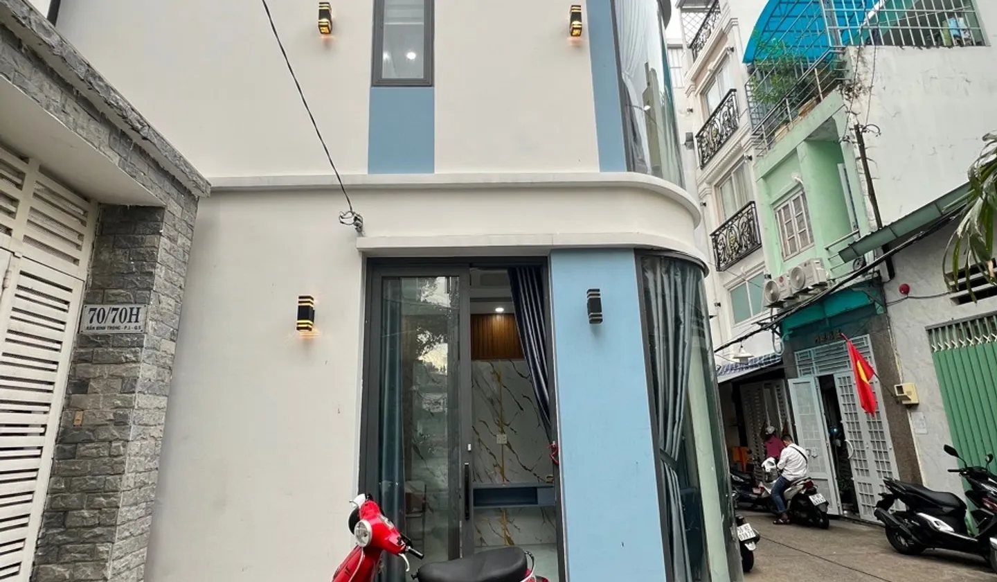 Cơ hội sở hữu nhà góc 2 mặt tiền hẻm xe hơi Quận 5, giá tốt hiếm có... Bán nhà riêng tại Chợ Quán, Hồ Chí Minh 01