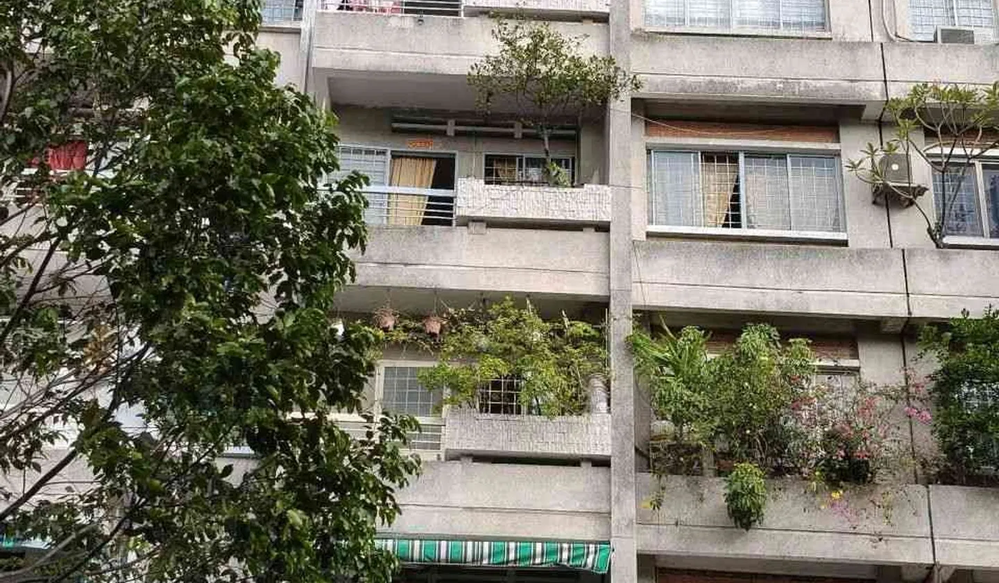 Căn hộ 2 phòng ngủ trung tâm Quận 5, tiện nghi và thoáng mát... Bán căn hộ chung cư tại An Đông, Hồ Chí Minh 01