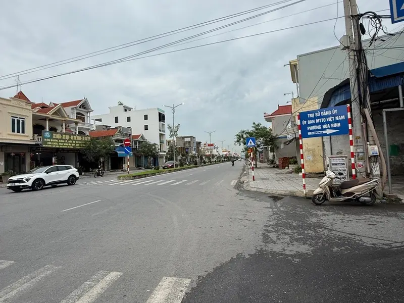 Nhà mặt phố mặt tiền rộng tại tổ dân phố Tây, phường Hòa Bình... Bán nhà mặt phố tại Hòa Bình, Hải Phòng 01