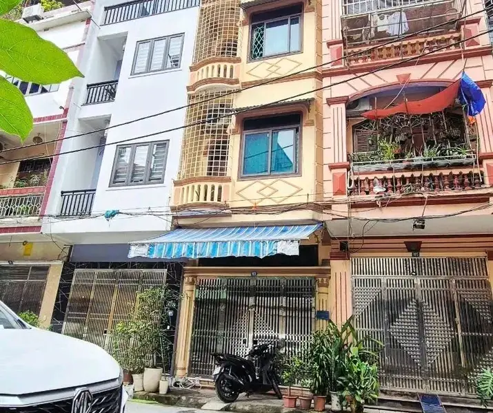 NHÀ MẶT PHỐ, CẠNH NHÀ THI ĐẤU HÀ ĐÔNG, ÔTÔ ĐỖ CỔNG,NHỈNH 9 TỶ 🔥... Bán nhà mặt phố tại Hà Đông, Hà Nội 01