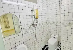 Nhà mặt phố 4 tầng rộng 100m² tại Phường An Lạc, Hồ Chí Minh với thiết kế lệch tầng tiện nghi... Bán nhà mặt phố tại An Lạc, Hồ Chí Minh 18