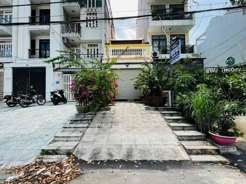 Bán nhà mặt phố 2 tầng, mặt tiền 4.5m tại Phường Bình Hưng, TP.HCM 0948769331... Bán nhà mặt phố tại Bình Hưng, Hồ Chí Minh 01